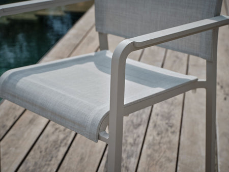 Stapelsessel | Stapelsessel Tilo Aluminium greige Textilen Sesam/Aluminiumarmlehnen greige - von Stern Möbel online kaufen bei LIVINGforme.