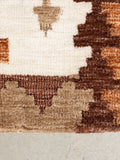 Maron Teppich Rot, Detail