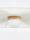Belle Pendelleuchte in Beige, Detail