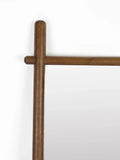 Solene Standspiegel 58 × 160 cm in Walnuss, Detail