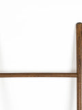 Jhon Deko-Leiter in Walnuss, Detail