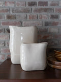 Edna Vase in Beige im Raum
