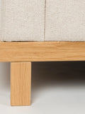 Blossom Sofa in Sand/Eiche, Detail