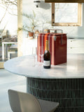 Be Wine Kühlbox in Burgunderrot gestreift im Raum
