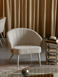 Georgia Soft Loungesessel in Beige im Raum