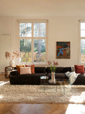 Rembrandt 4,5-Sitzer Sofa in Dunkelbraun im Raum