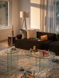 Rembrandt 4,5-Sitzer Sofa in Dunkelbraun im Raum
