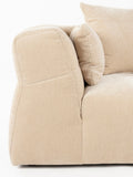 Hodge 4,5-Sitzer Sofa in Beige, Detail
