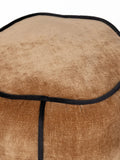 Donna Pouf Samt in Hellbraun, Detail
