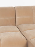 Hazel Ecksofa in Beige, Detail