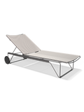 | CLICK Verstellbare Sonnenliege - Muted White von Houe online kaufen bei LIVINGforme.