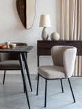 Guus Esszimmerstuhl Beige, 2er-Set im Raum