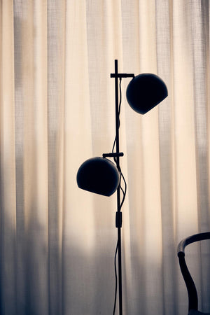 Stehleuchte | Ball Double Stehleuchte – verstellbares Design von Benny Frandsen - von Frandsen online kaufen bei LIVINGforme.