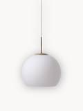 Pendelleuchte | Pendelleuchte Ball Glass Ø25 - Opal Weiß von Frandsen online kaufen bei LIVINGforme.