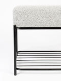 Milou Hocker in Grau, Detail