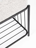 Milou Hocker in Grau, Detail