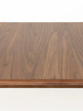 Twist Esstisch oval ausziehbar 185/240 × 90 cm in Walnuss, Detail
