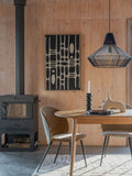 Twist Esstisch oval ausziehbar 185/240 × 90 cm in Eiche im Raum