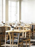 Lignano Café-Tisch Eiche, schwarzes Metallgestell Bistrotisch Living Nordic