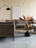 Glam Couchtisch in Schwarz/Gold im Raum