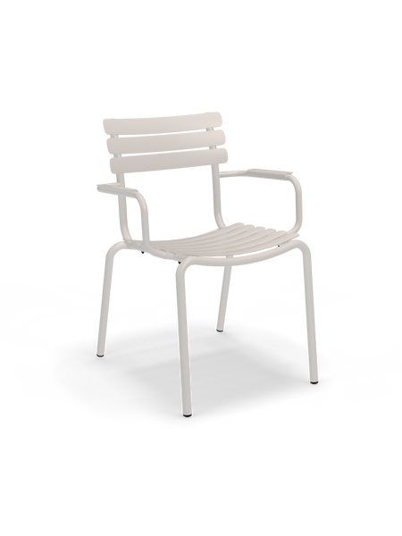 Gartenstuhl | Alua Dining Stuhl mit Armlehnen - Muted White von Houe online kaufen bei LIVINGforme.