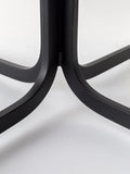 Nikki Loungesessel in Braun, Detail