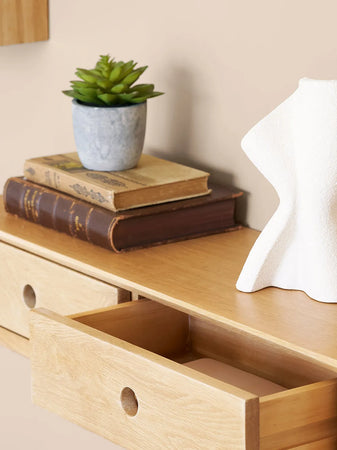 Luzern Hängekommode 2 Schubladen, lackierte Eiche Hängevitrine Living Nordic