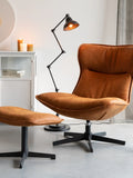 John Hocker Cognac im Raum