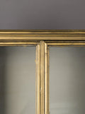 Gertlush Vitrine Gold, Detail