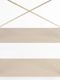 Marcio Regal in Beige, Detail