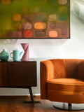 Juju Sideboard hoch Walnuss im Raum