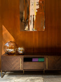 Class Sideboard niedrig Braun im Raum