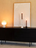 Travis Sideboard in Eiche Schwarz im Raum