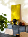 Boli Sideboard Schwarz im Raum