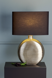 Tischleuchte | Botero Tischleuchte mit ovalem Baumwollschirm & vernickeltem Fuß – 68 cm Höhe - von Lambert online kaufen bei LIVINGforme.