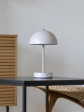 Holt LED-Tischleuchte sand/Stahl, aufladbar Tischleuchte Living Nordic