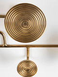 Hypnotising Wandgarderobe Messing, Detail