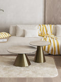 Couchtisch Faro Ø75, Platte Travertin, Gestell Bronzeoptik, im Raum