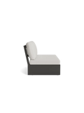 Edge Lounge Open Bank links mit Tisch