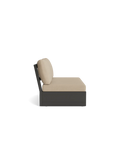 Edge Lounge Open Bank links mit Tisch