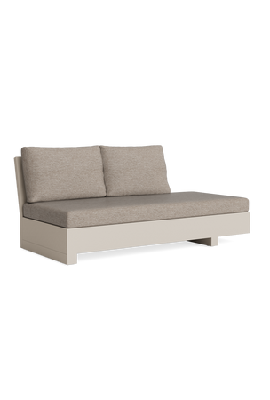 Edge Lounge Open Robustes Teak, Beige Bank links mit Kissen