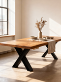 Esstisch | Esstisch | Loft Pur aus Eiche auf Metallbeinen - von LIVING online kaufen bei LIVINGforme.