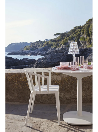 Tischleuchte | Kartell Battery Akku-Tischlampe, H 30 cm - von Kartell online kaufen bei LIVINGforme.