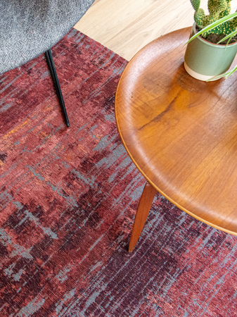 Runder Teppich | Atlantic Streaks Runder Teppich Nassau Red | Art.-Nr. 9125 - von Louis de Poortere online kaufen bei LIVINGforme.