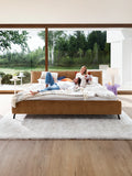 Pisa Polsterbett von Candy in Roma brandy, im Schlafzimmer