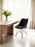 Stuhl | Samt-Stuhl | "Zoe "mit pulverbeschichtetem Eiffelturm-Gestell - von LIVING online kaufen bei LIVINGforme.