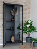 Vitrine | Brisbane Vitrine schwarz, 80 x 35 x 175 cm - von House Nordic online kaufen bei LIVINGforme.