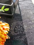Fading World Medallion Mineral Black Teppich Teppich Louis de Poortere