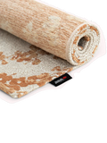 Sakura Petal Dew Organischer Teppich Teppich Louis de Poortere