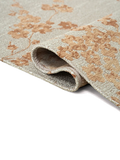 Sakura Petal Dew Organischer Teppich Teppich Louis de Poortere